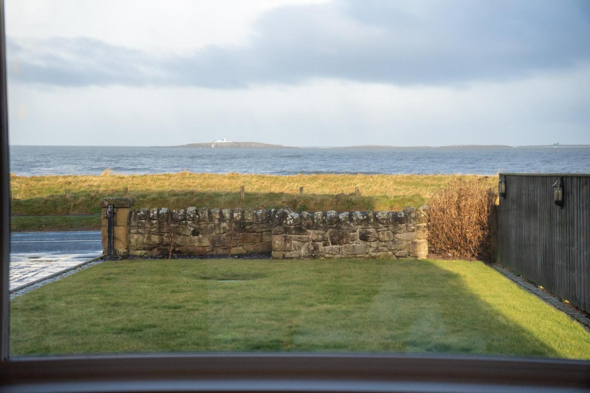 Seaview House Villa Seahouses Buitenkant foto